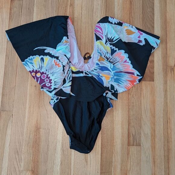 NWT Trina Turk Seychelles Flutter Sleeve One Piece - Picture 5 of 8